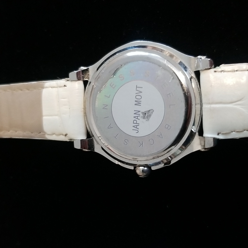 Watches - Picture 9 of 10